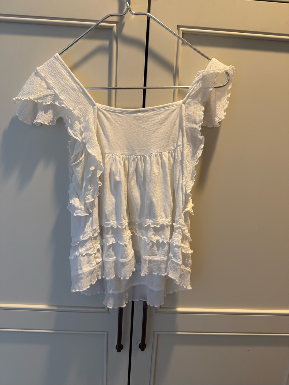 Anthropologie White Ruffled Women's Top